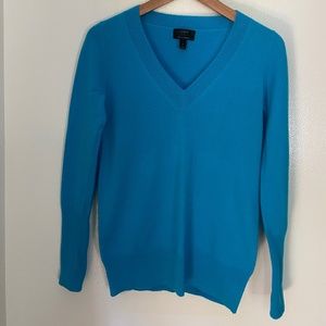 J Crew aqua blue cashmere v-neck long sleeve sweater